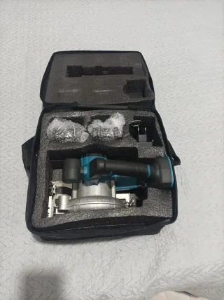 Sierra Circular + 2 Baterías Litio 21V