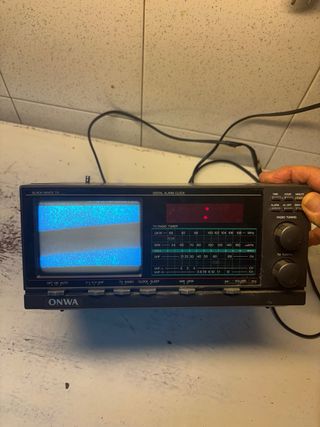 Radio TV Onwa TVR-705 Blanco y Negro
