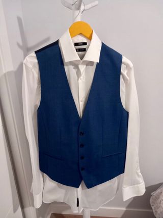 Traje Hugo Boss Azul y Morado