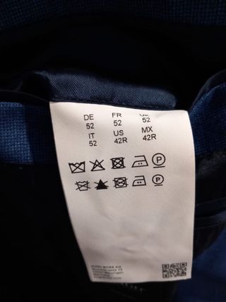 Traje Hugo Boss Azul y Morado