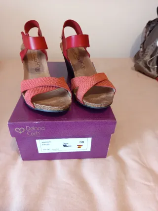 Sandalias Donna Cork mujer rosas y rojas