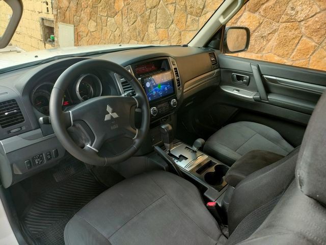 Mitsubishi Montero