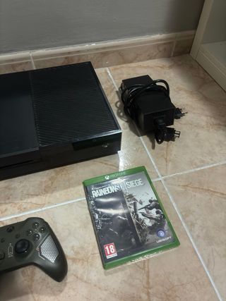 Xbox One Consola + Mando