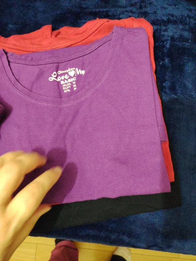 Lote Camisetas Mujer Morado y Rojo...