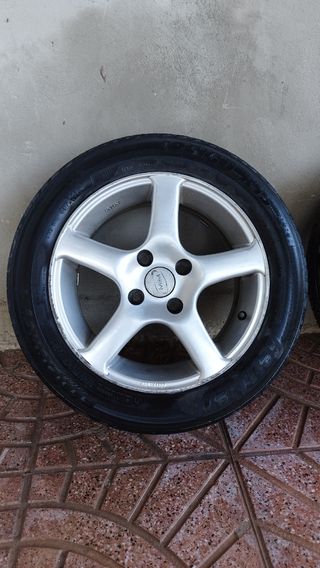 Juego llantas 15 pulgadas 4 tornillos