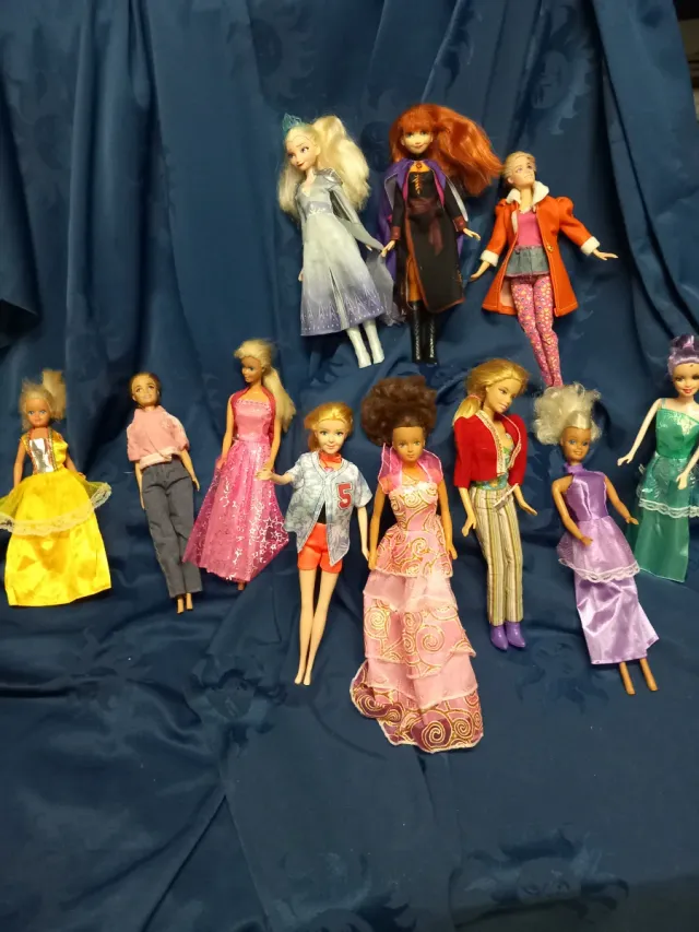 Lote 11 Barbies