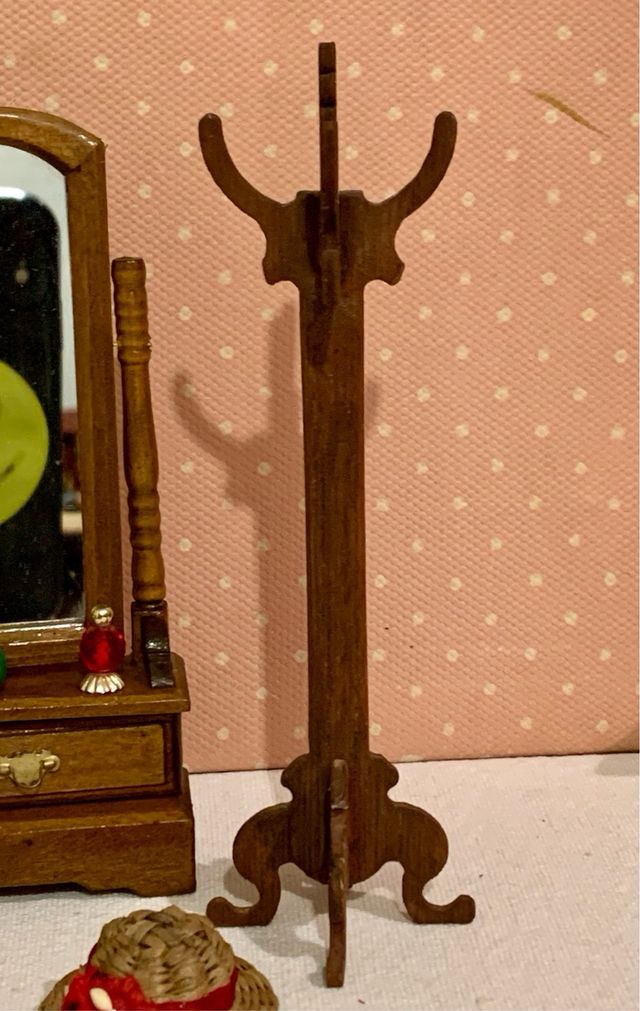 Miniaturas casa muñecas: espejo, toallero perchero