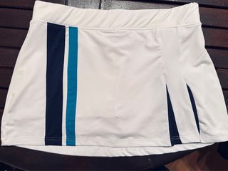 Falda de tenis/pádel blanca con rayas