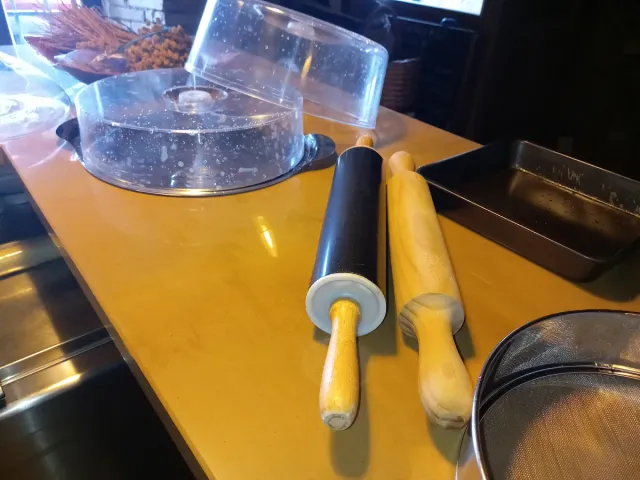 Expositor doble tartas y dulces