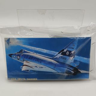 Modellino F-102A Delta Dagger Hasegawa 1/72