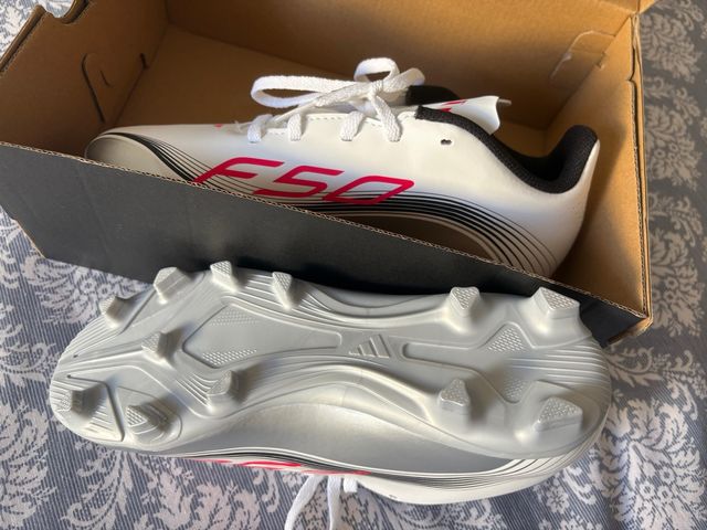 Botas de fútbol Adidas F50 Blancas Talla 38