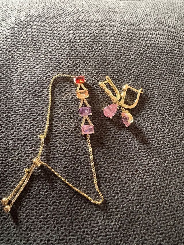 Conjunto Brazalete y Pendientes Multicolor