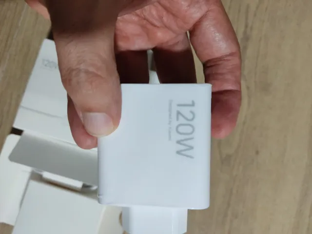 Cargador Xiaomi 120W Hypercharge Original.