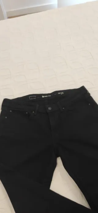 Pantalón vaquero negro Levi's