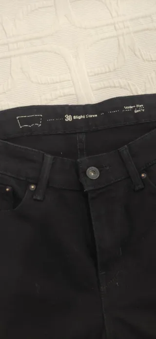 Pantalón vaquero negro Levi's
