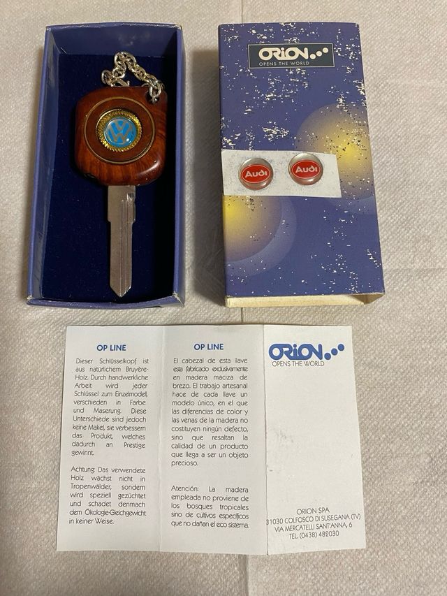 Dos Llave Volkswagen y Seat madera y metal