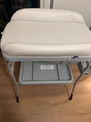 Bañera y cambiador para bebé