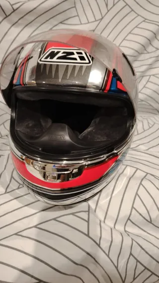Casco de moto NZI