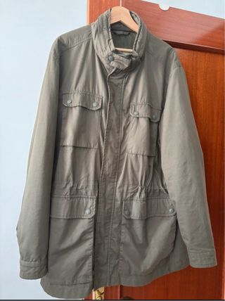 Cortavientos hombre verde