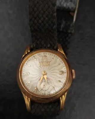 Lote 3 relojes, 1 chapado oro