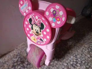 Moto de Minnie Mouse para niños