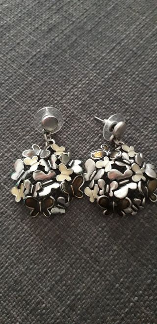 Pendientes con mariposas
