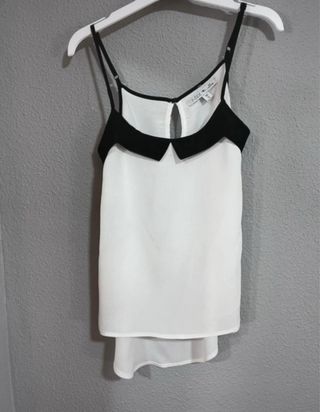 Top Inside blanco y negro cuello Peter Pan