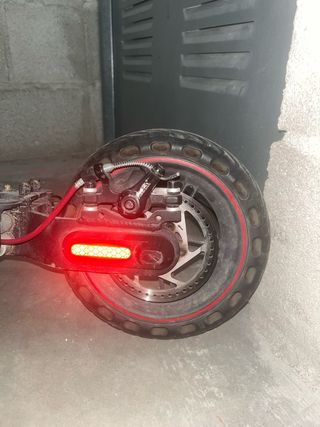 Monopatín Eléctrico Negro