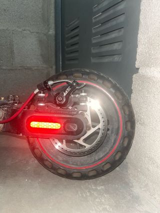 Monopatín Eléctrico Negro