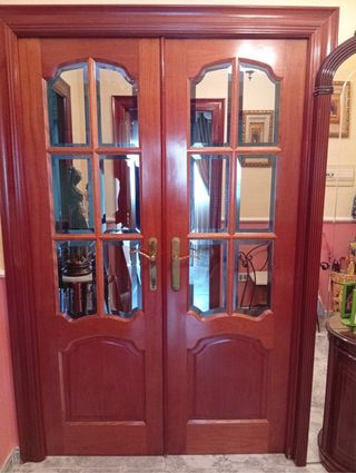Puertas dobles madera maciza