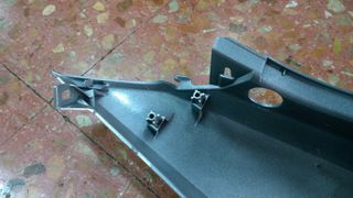 Tapa Bajo Asiento Izquierda Honda Forza