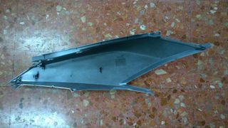 Tapa Bajo Asiento Izquierda Honda Forza