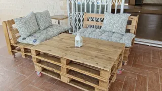 Conjunto Palets Jardín con Cojines