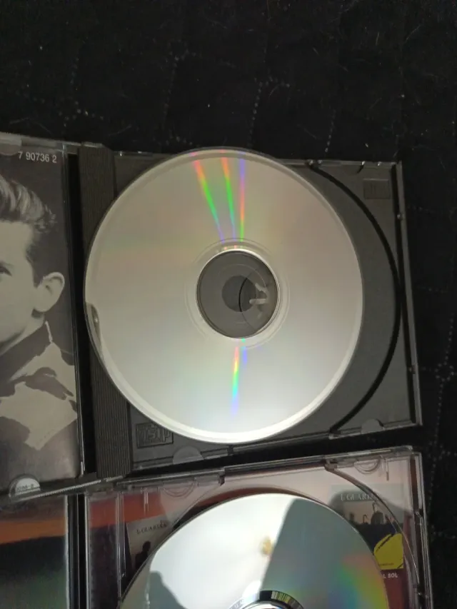 CD Alaska y Dinarama y la Guardia