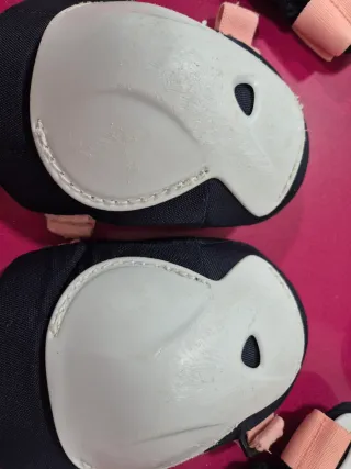 Patines en línea OXELO Play5 y protecciones