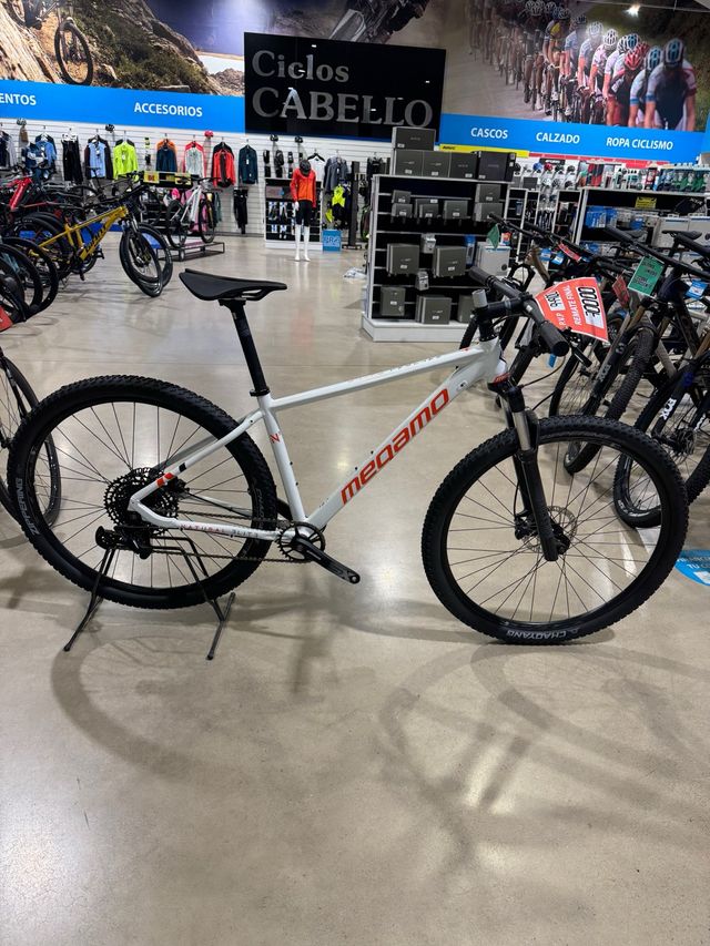 Megamo Natural Elite 1