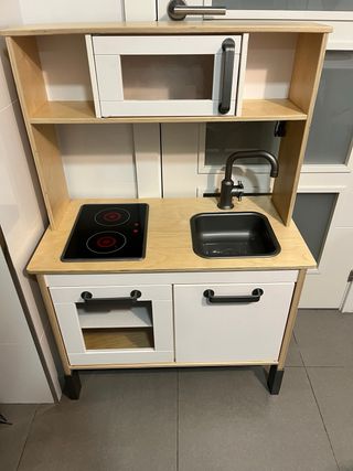 Cocina de Juguete Ikea + Menaje