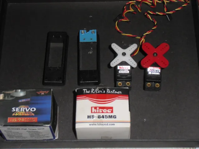 Servos hitec originales