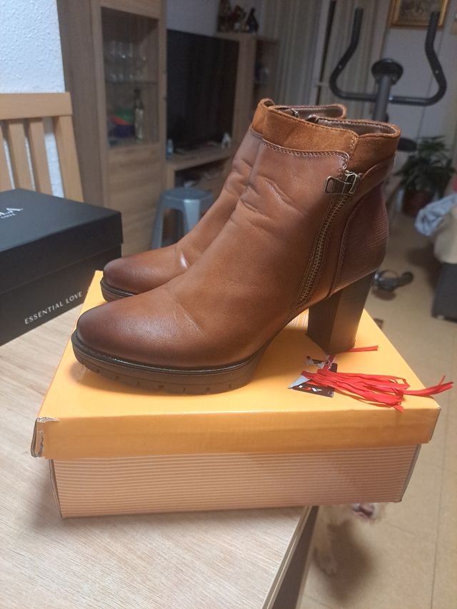 Botines de vestir marrones