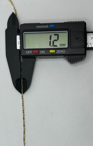 Cadena Arabesca de oro de 18k, 3.89 g, 50 cm.