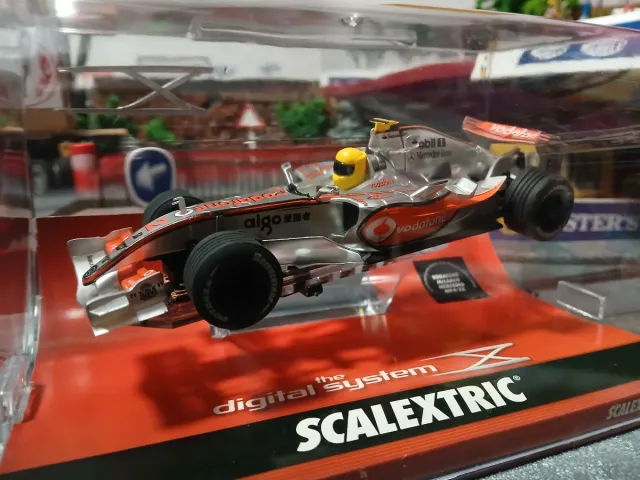 Scalextric Digital System Mercedes McLaren MP4 Ham