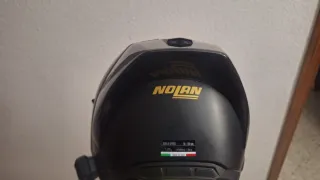 Casco Nolan N60-6 Sport Gold con intercomunicador.