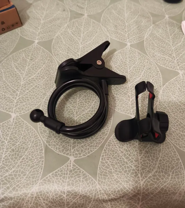 Soporte flexible para teléfono móvil