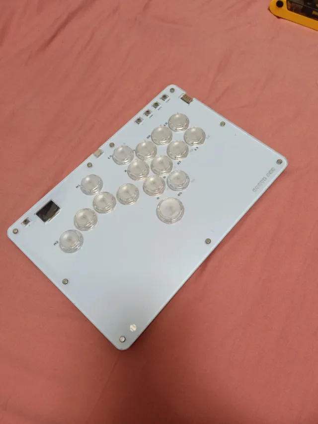 Arcade fightstick Hitbox Hautepad R16