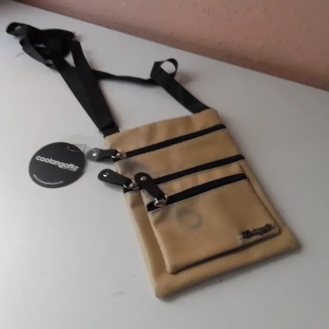 Bolsita porta-documentos