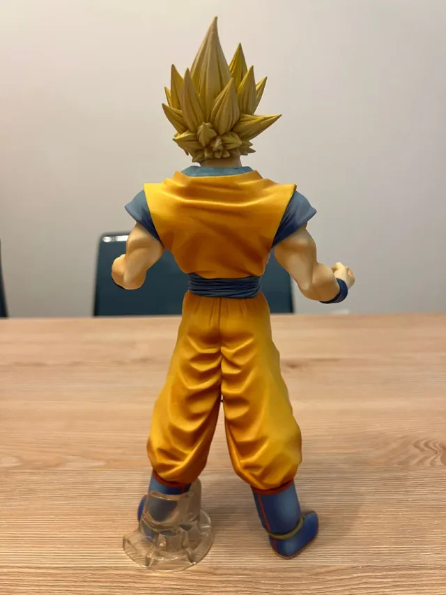 Figura Goku Super Saiyajin