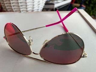Gafas de sol infantiles plateadas y rosas