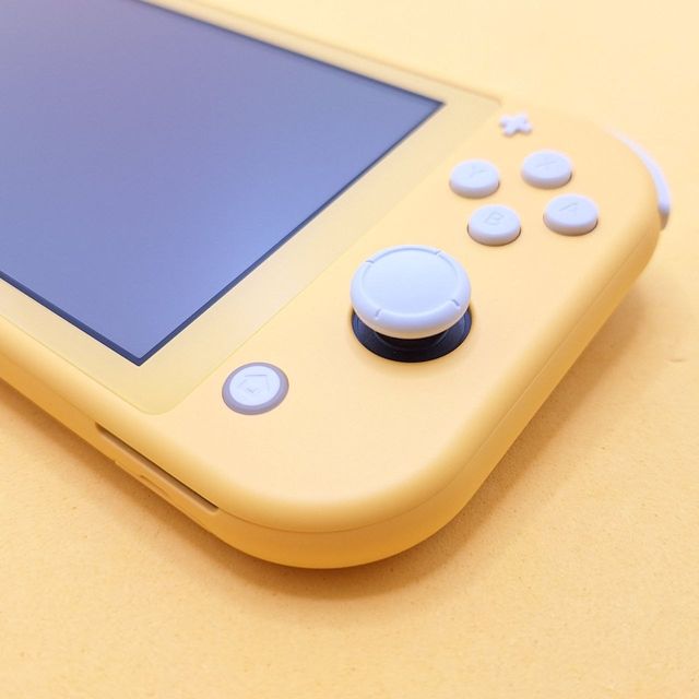 Nintendo Switch Lite Gialla Console Portatile