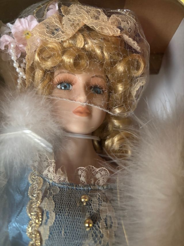 Bambola Grace Victorian Dolls