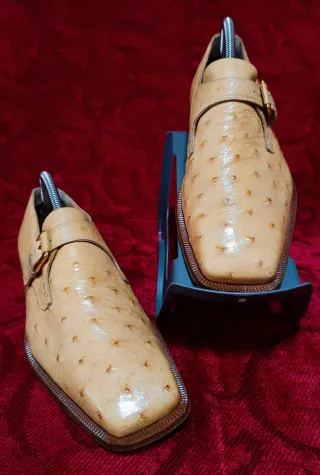 Zapatos Mauri Beige Piel de Avestruz Hebilla